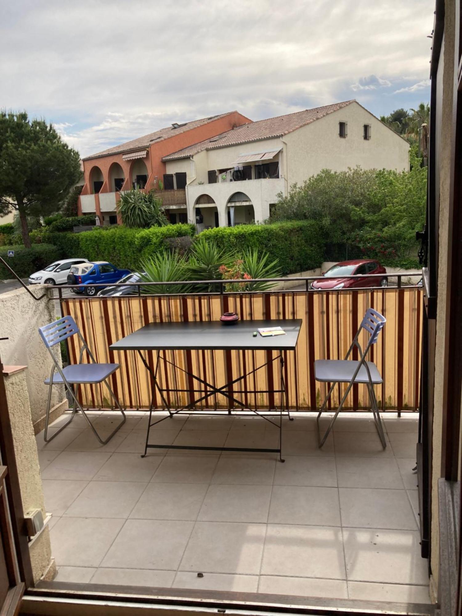 La Calmeraie Villeneuve-Loubet Exterior foto